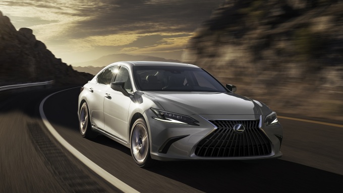 Lexus ES 2021 giá từ 2,55 tỷ đồng tại Việt Nam