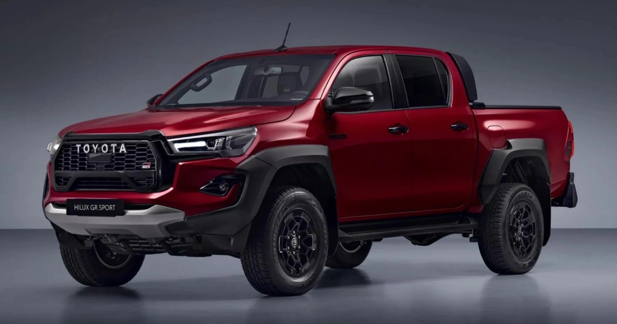 Toyota Hilux 2024 bản thể thao ra mắt, ít 