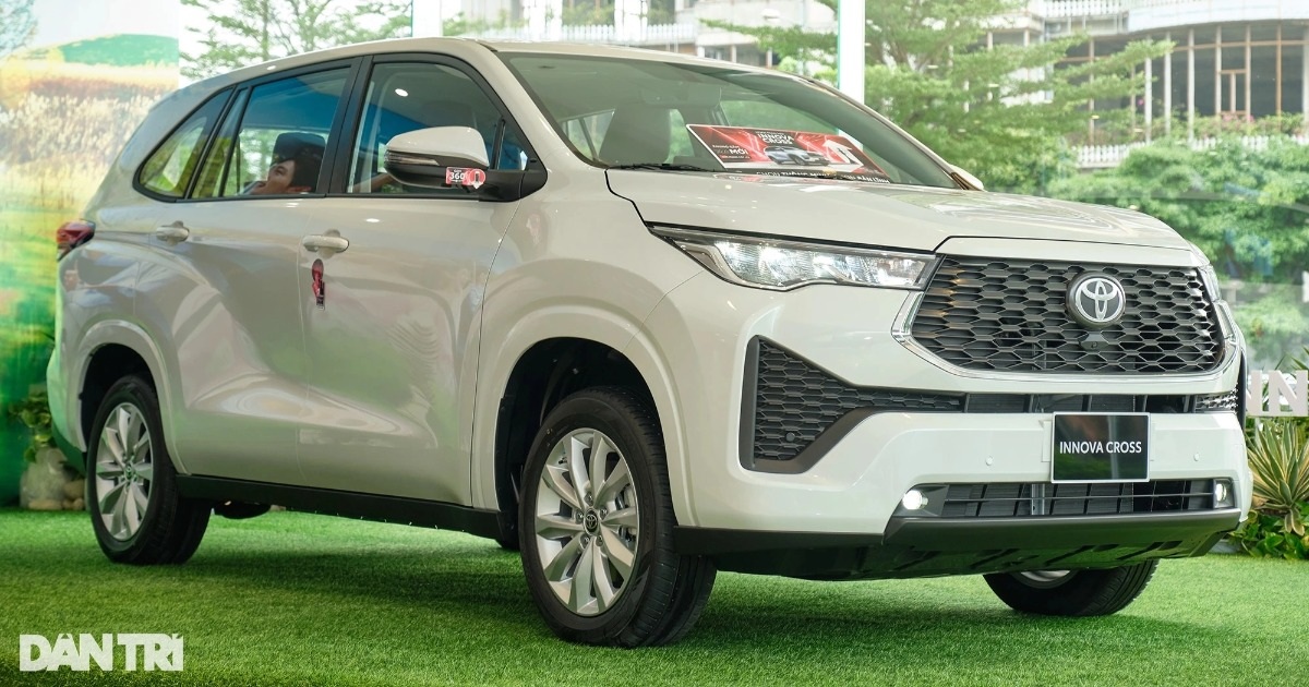 Toyota Innova Cross tái diễn tình trạng