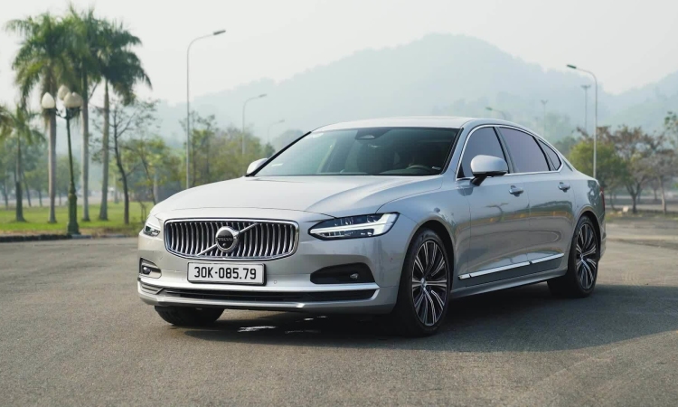 Chất sang từ công nghệ an toàn trên Volvo S90L Ultimate