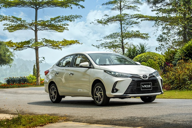 Toyota dẫn đầu doanh số xe con tại Việt Nam nửa đầu năm 2021, Vios trở lại ngoạn mục