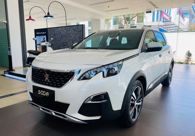 Peugeot 5008 giảm giá hơn 150 triệu đồng