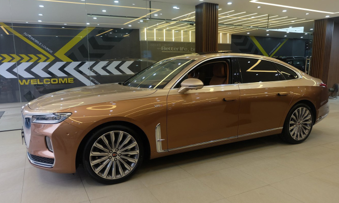 Ôtô Hongqi chính hãng giá từ 1,5 tỷ đồng