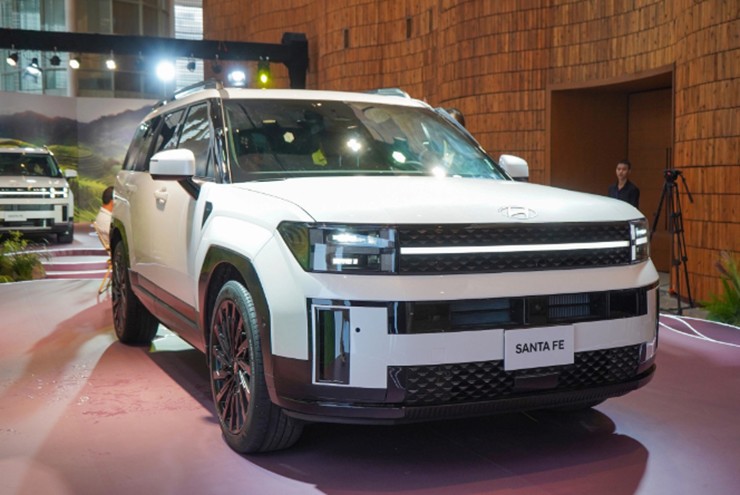 Hai mẫu SUV 7 chỗ đáng gờm trong tài chính dưới 1 tỷ