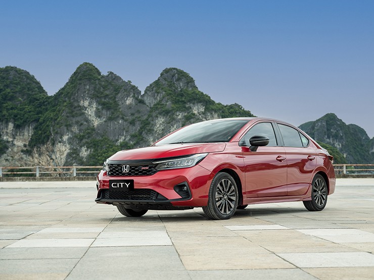 Giá xe Honda City lăn bánh tháng 9/2024, giảm 50% lệ phí trước bạ