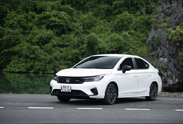 Giá xe Honda City mới nhất tháng 6/2025, giảm 50% phí trước bạ