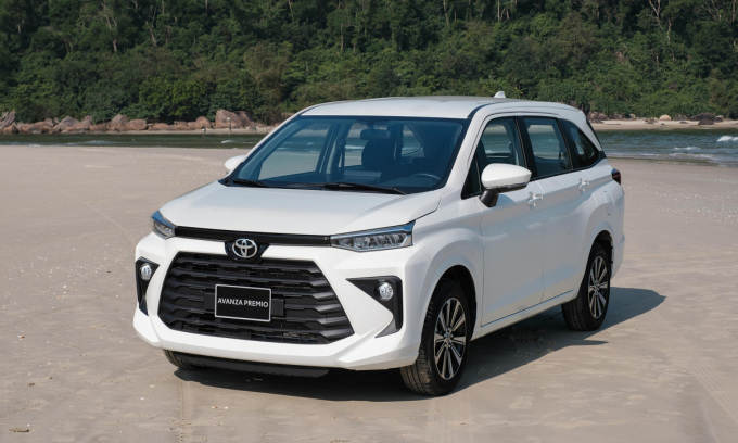 Loạt xe Toyota giảm giá hàng chục triệu đồng cuối 2024