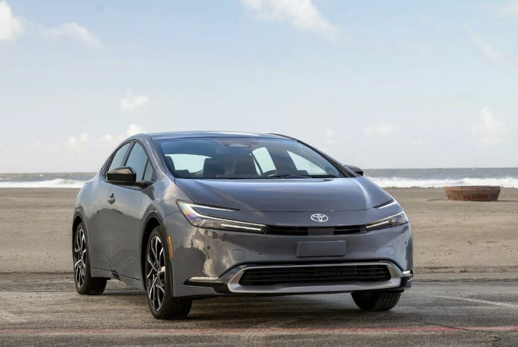 Xe sạch Toyota Prius nhận giải thưởng về thiết kế World Car Design of the Year 2024