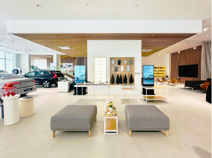 Volvo Car Saigon ra mắt showroom mới