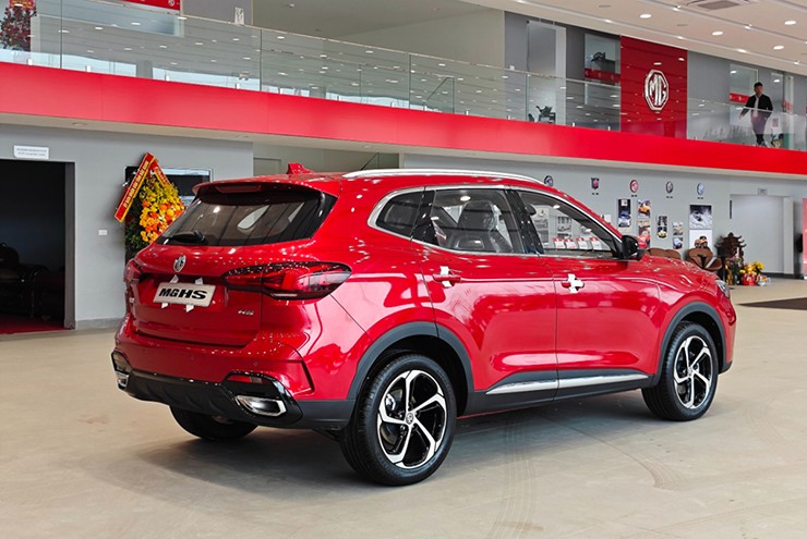 Crossover hạng C đua giảm giá, người Việt thêm lựa chọn dưới 720 triệu đồng