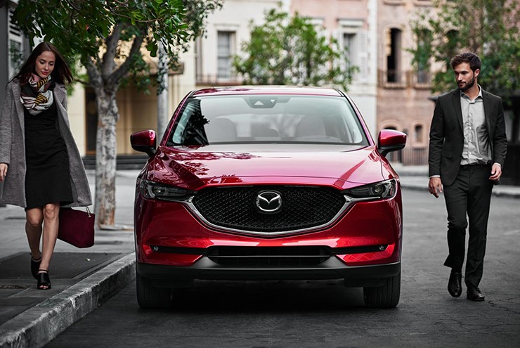 Vì sao màu đỏ của Mazda là một tác phẩm nghệ thuật nổi bật hơn đối thủ?