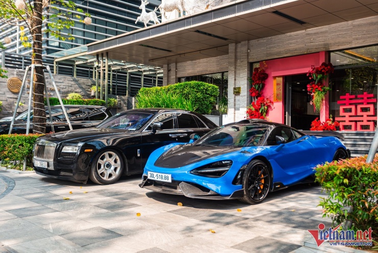 Dàn siêu xe trị giá 150 tỷ trong đám hỏi ái nữ doanh nhân nổi tiếng ngành ô tô