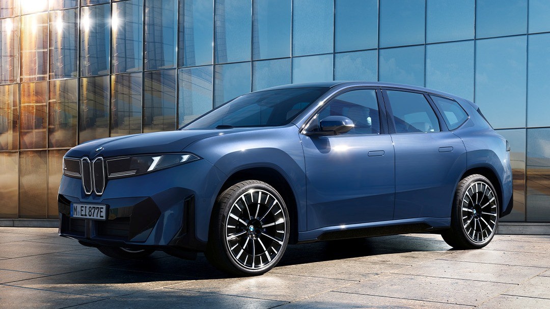 BMW iX3 thế hệ mới hé lộ những hình ảnh đầu tiên