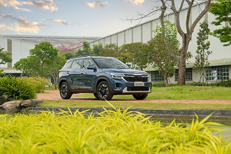 Giá xe KIA Seltos tháng 10/2025, ưu đãi đến 50 triệu đồng