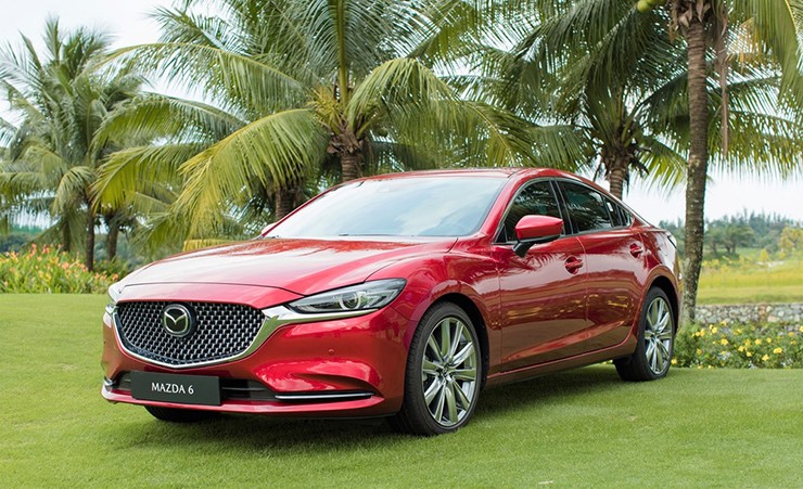 Giá xe Mazda6 tháng 9/2025, sedan cỡ D từ 769 triệu đồng