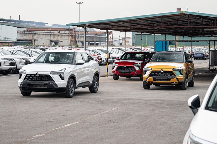 Giá xe Mitsubishi Xforce mới nhất tháng 11/2025, ưu đãi 100% phí trước bạ