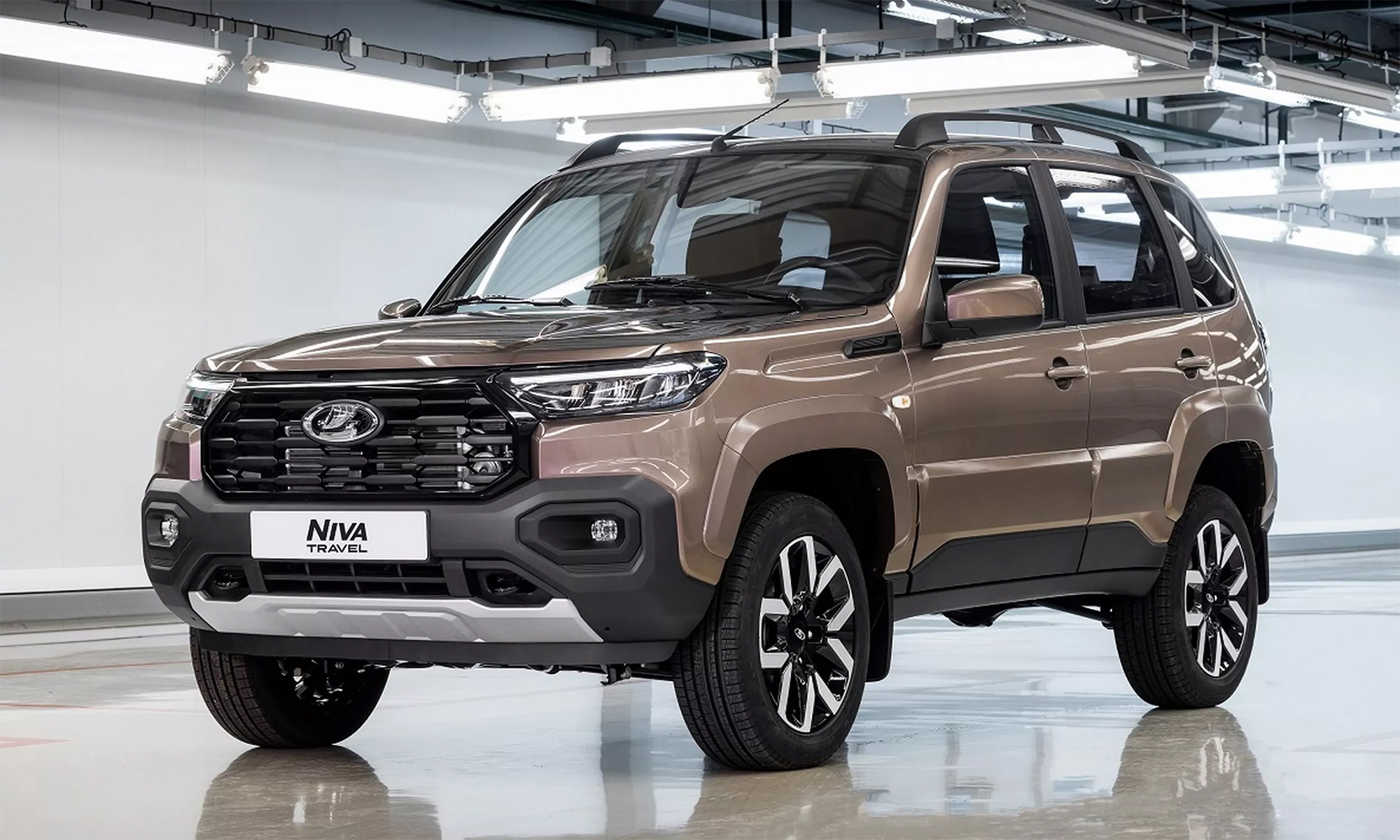 Lada Niva Travel - xe gầm cao giá rẻ