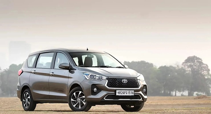 Toyota Rumion trang bị 6 túi khí tiêu chuẩn, giá từ 304 triệu đồng