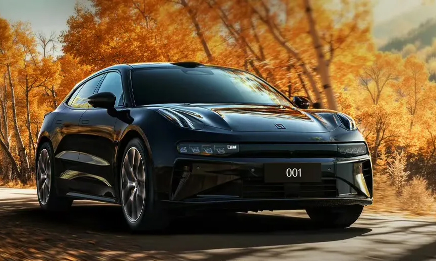 Xe điện Trung Quốc sạc nhanh như đổ xăng