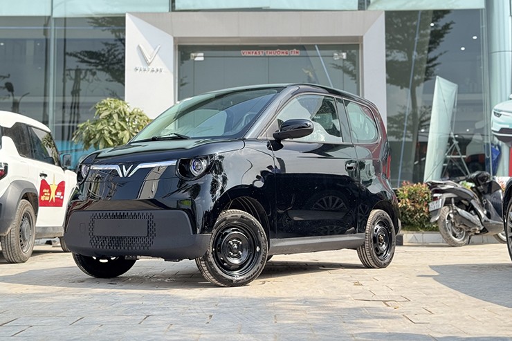 Ảnh thực tế VinFast Minio Green tại đại lý, giá 269 triệu đồng