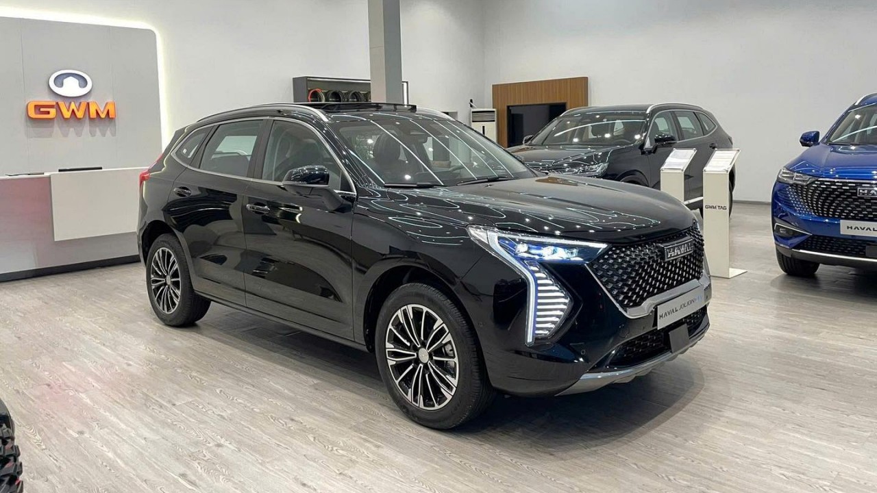 Các hãng đua giảm giá giải quyết hàng tồn kho VIN 2024