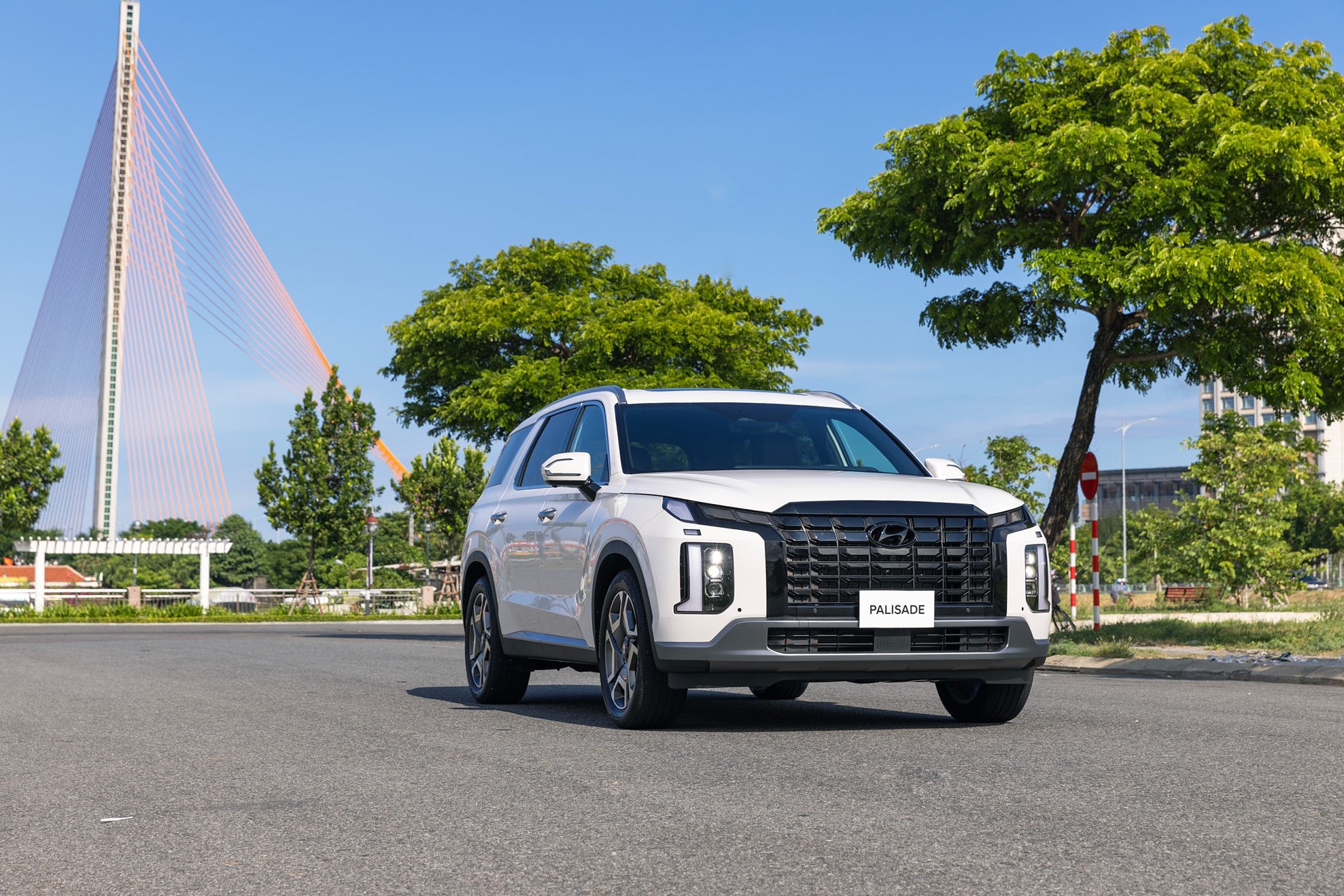 Hyundai Palisade giảm giá 200 triệu đồng cho khách mua xe mới trong tháng 11/2025