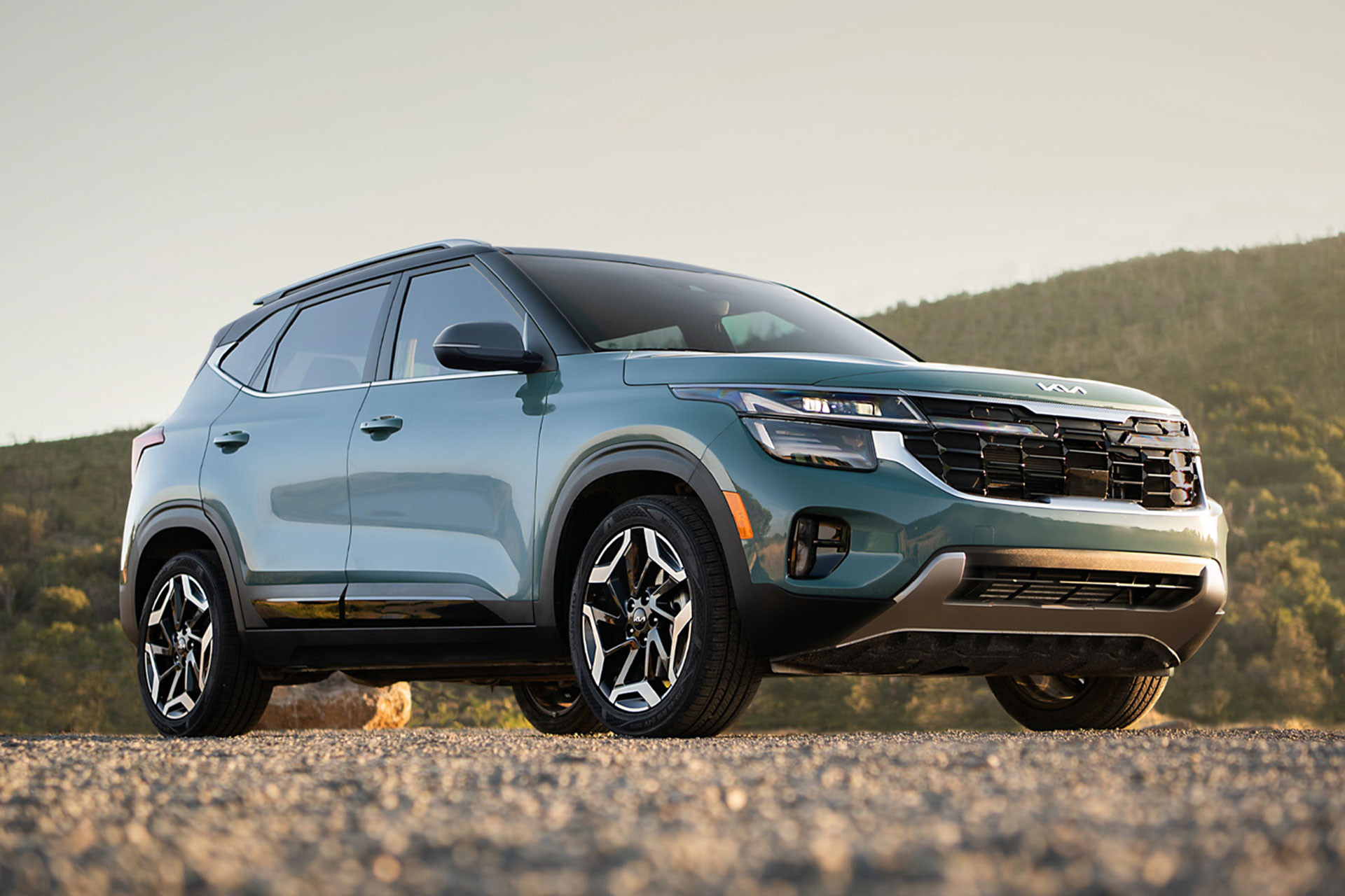 SUV cỡ B dưới 700 triệu: KIA Seltos, Hyundai Creta hay Mazda CX-3 đáng mua nhất?