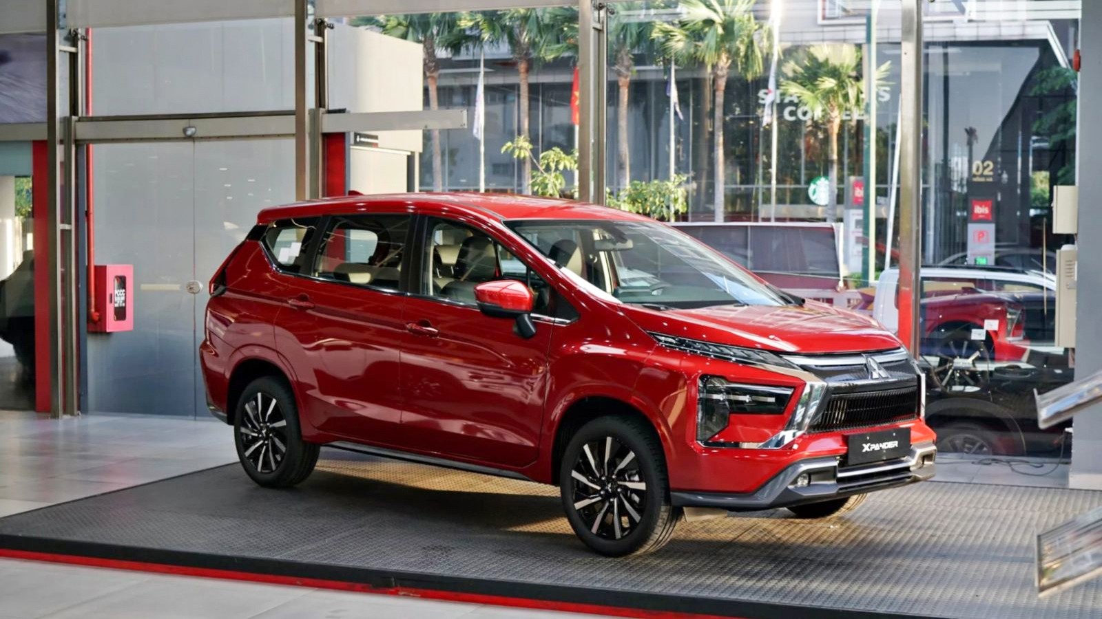Loạt xe MPV giảm giá để tăng sức cạnh tranh tại Việt Nam