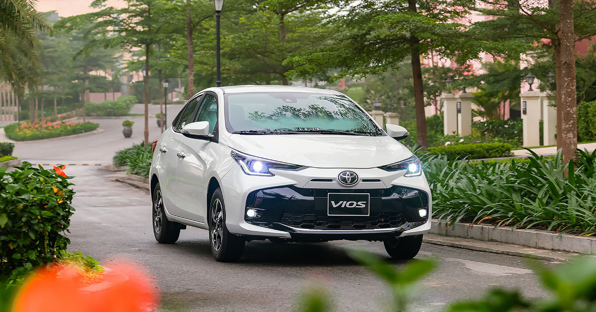 Loạt sedan giá rẻ đang được giảm 'kịch sàn' trong tháng 7