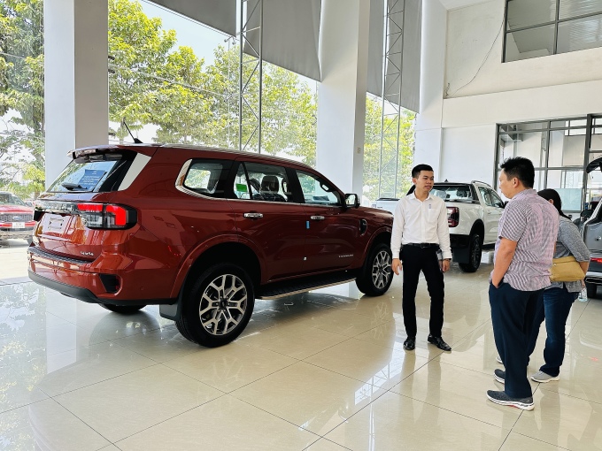 Hàng loạt xe Ford giảm giá trong tháng 11