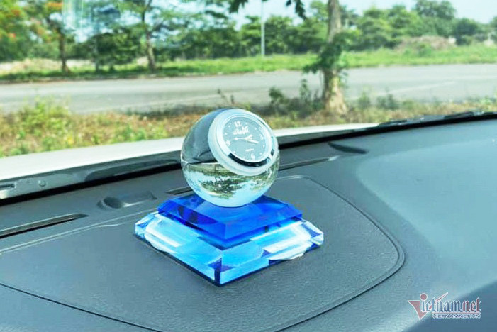 Cẩn thận với những 'quả bom nổ chậm' để trong ô tô những ngày nắng nóng