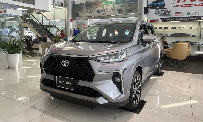 Toyota giảm giá 30 triệu đồng hàng loạt xe sau Tết