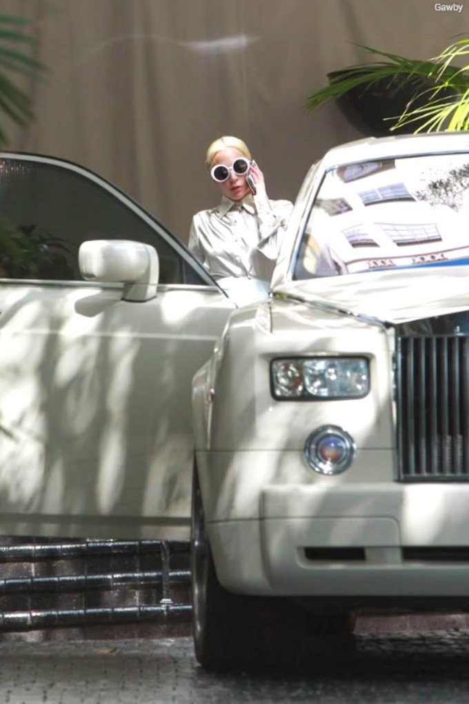 Lady Gaga và bộ sưu tập xe hơi độc nhất vô nhị: Từ Rolls-Royce đến Cybertruck