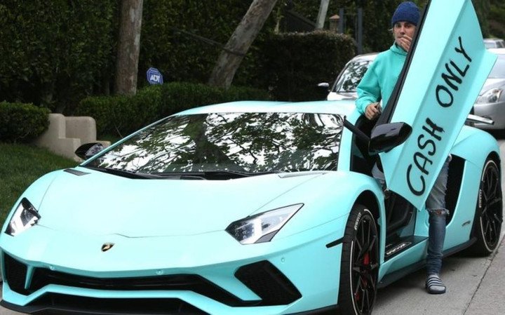 Top 7 siêu xe đắt giá của ngôi sao nhạc pop Justin Bieber