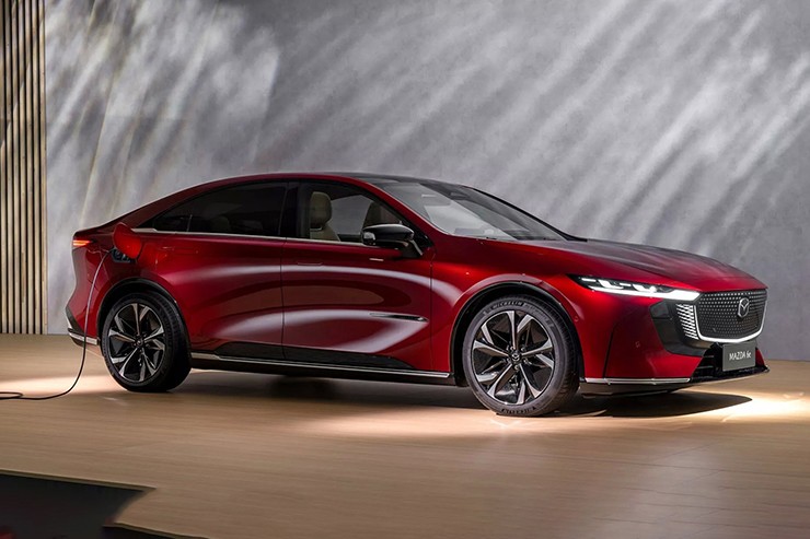 Chi tiết Mazda 6e sắp mở bán, nội thất "xịn" như xe sang