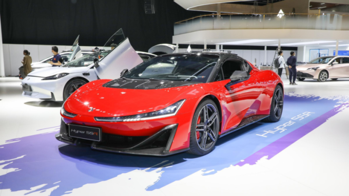 Xe điện Trung Quốc dẫn đầu nhóm tăng tốc nhanh nhất thế giới