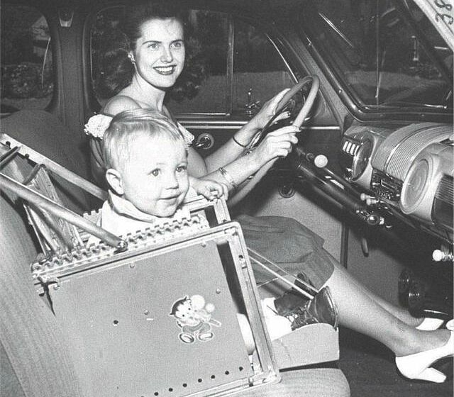 Các nước Âu, Mỹ từng mất nhiều năm để phổ cập ghế trẻ em trên ôtô