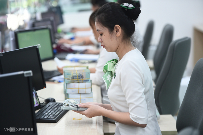 Lãi suất huy động lên 7-8% một năm