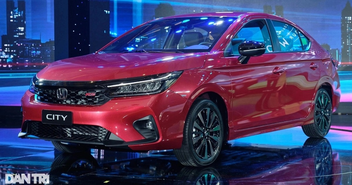 Phân khúc sedan hạng B tháng 10: Vios vẫn là số 1, City dần bắt kịp Accent