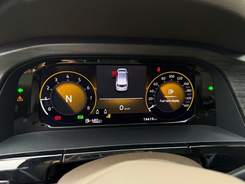 Viloran Luxury mới chạy 10 tháng - tiết kiệm 550tr so với...