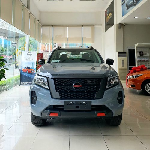 Bán tải Navara hỗ trựo 50% thuế trước bạ