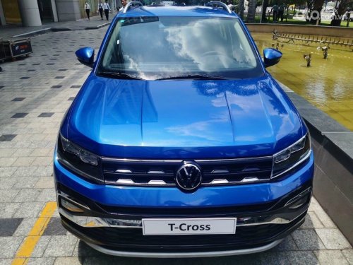 Volkswagen T-Cross nhập khẩu nguyên chiếc, Giảm tiền mặt, Xe giao ngay