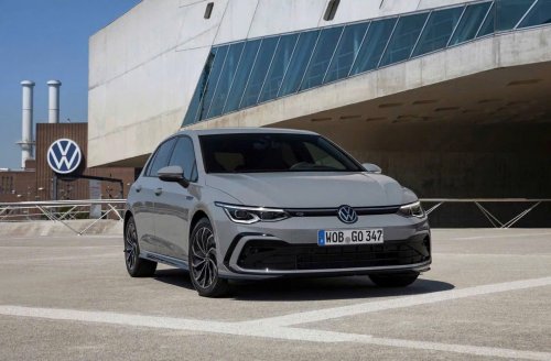 Volkswagen Golf 1.5 eTSI 